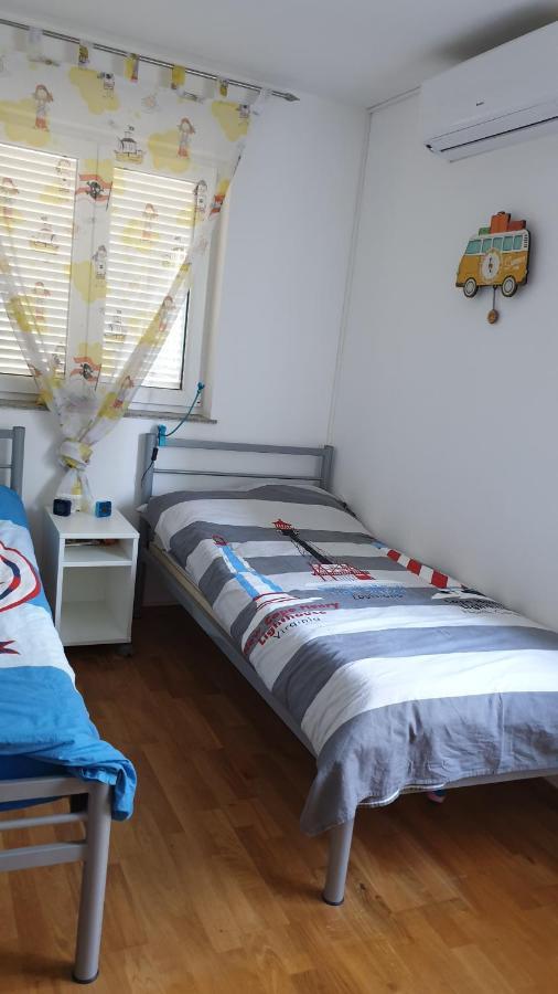 Beachfront Apartmant Veli Novi Vinodolski Ngoại thất bức ảnh